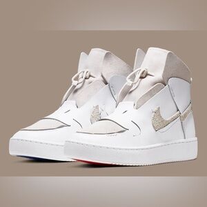 NIKE Women's Vandalised LX White